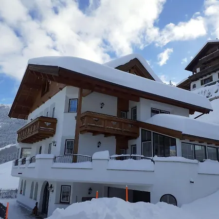 Alpine In Landeck With Balcony Fliess